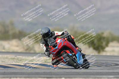 media/Jan-15-2026-Racers Edge (Thu) [[dfebeb70ab]]/2-A Group/Session 5 (Turn 5)/